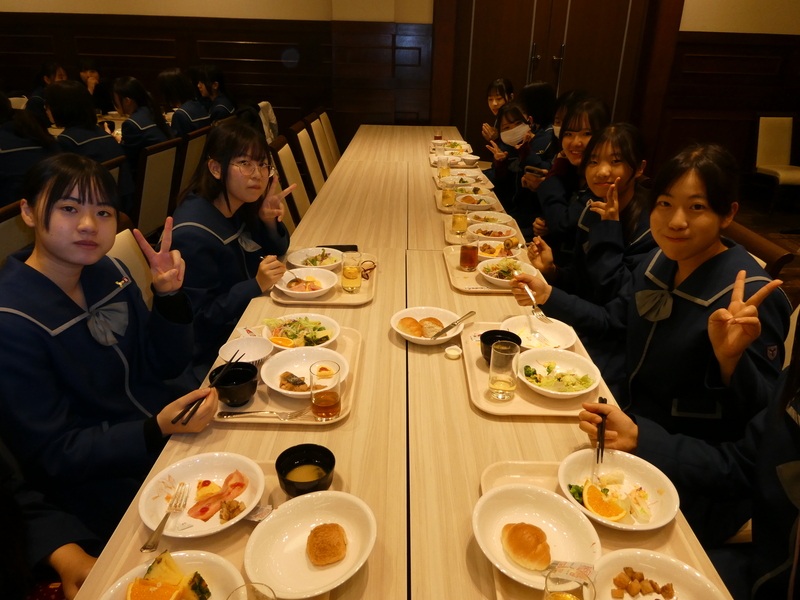 4590EC8E-7122-4813-985C-122843C7E822