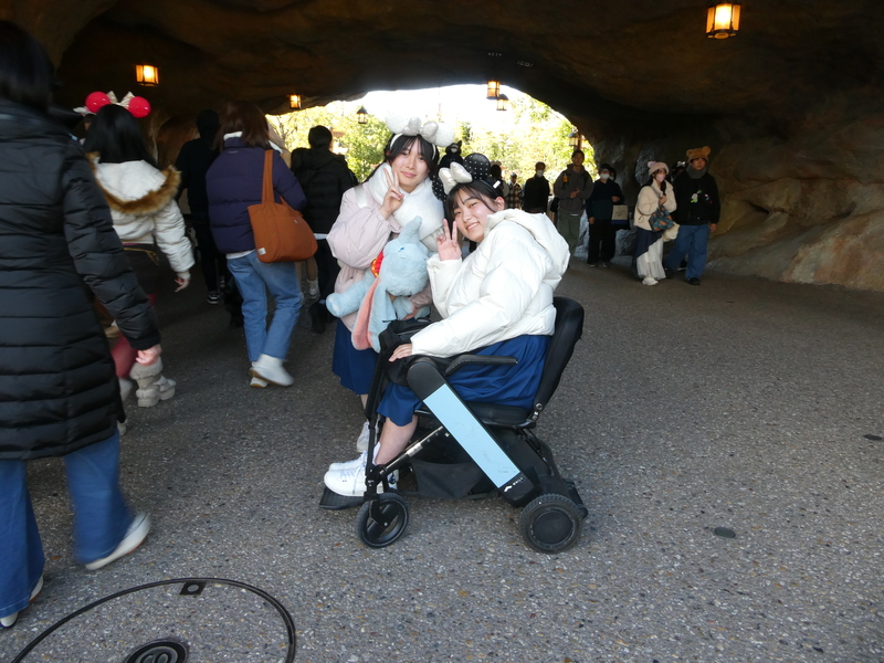 3ABDA584-C77D-40EF-B3E2-17BE08A3A951