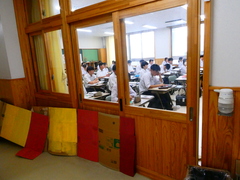 P1001196