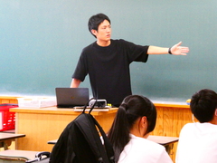 P1002138