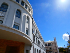 P1002590